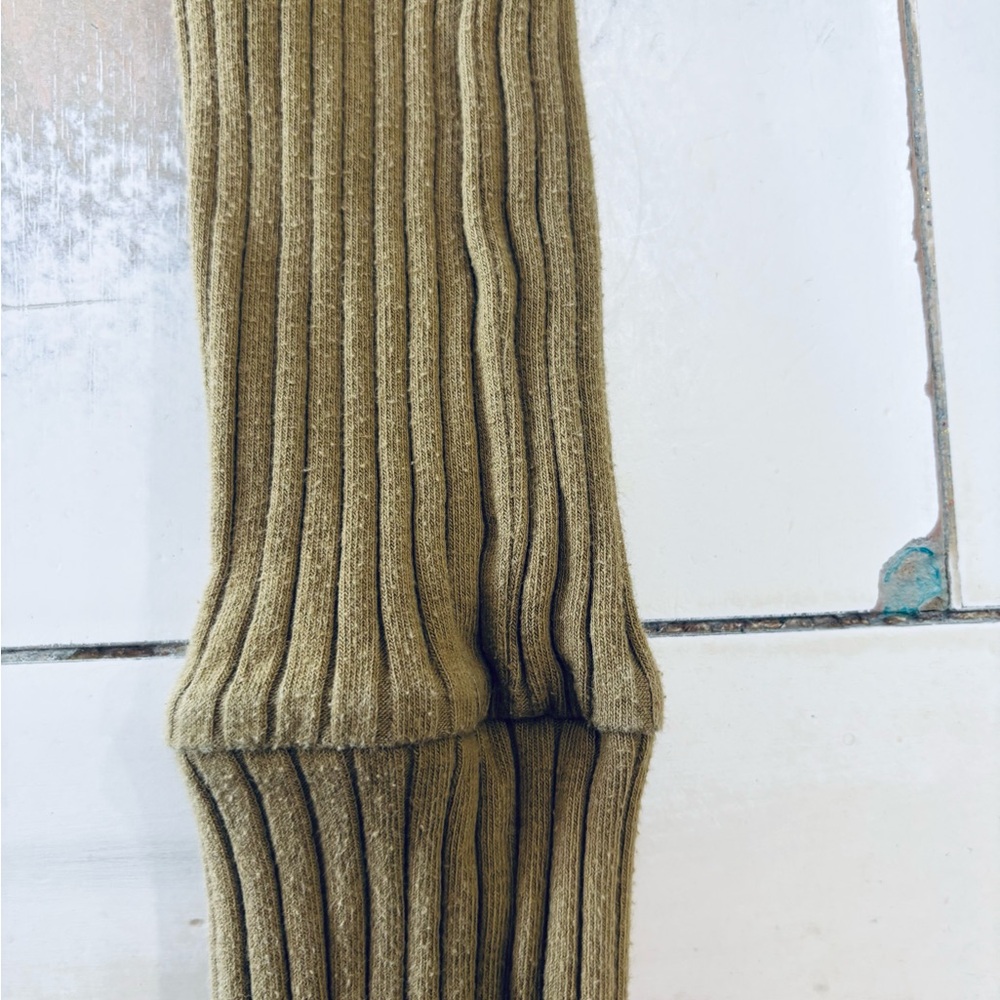 Kate Quinn wide ribbed pajamas - Picture 5 of 5